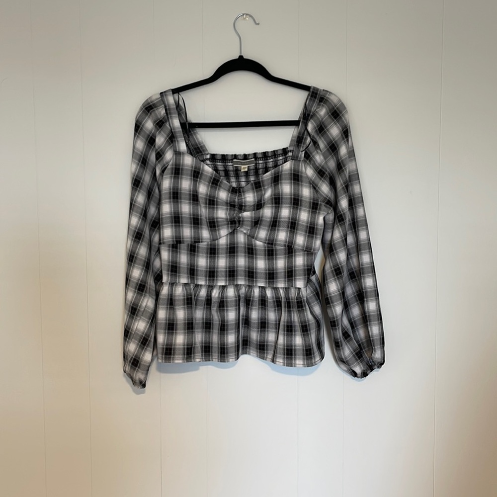 NWT Sweetheart Peplum